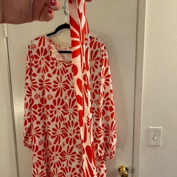 Plus size red and white floral dress with belt size 3xl - Picture 4 of 7
